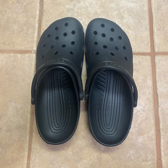 Crocs - Picture 3 of 3